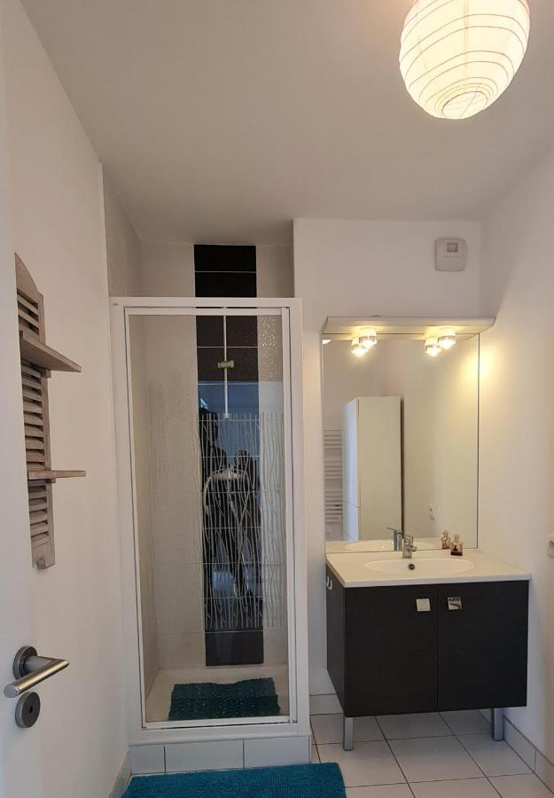 Appartement Devant La Plage Avec Piscine Concarneau Buitenkant foto